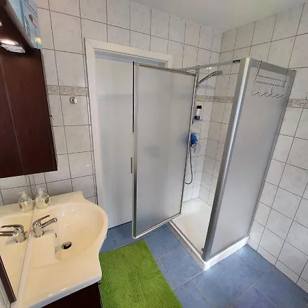 Ferienhaus Traunseestadt Stadtwohnung *